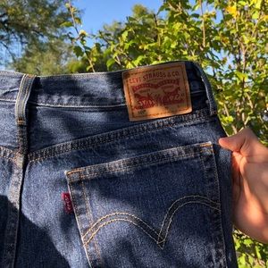 Levi’s shorts